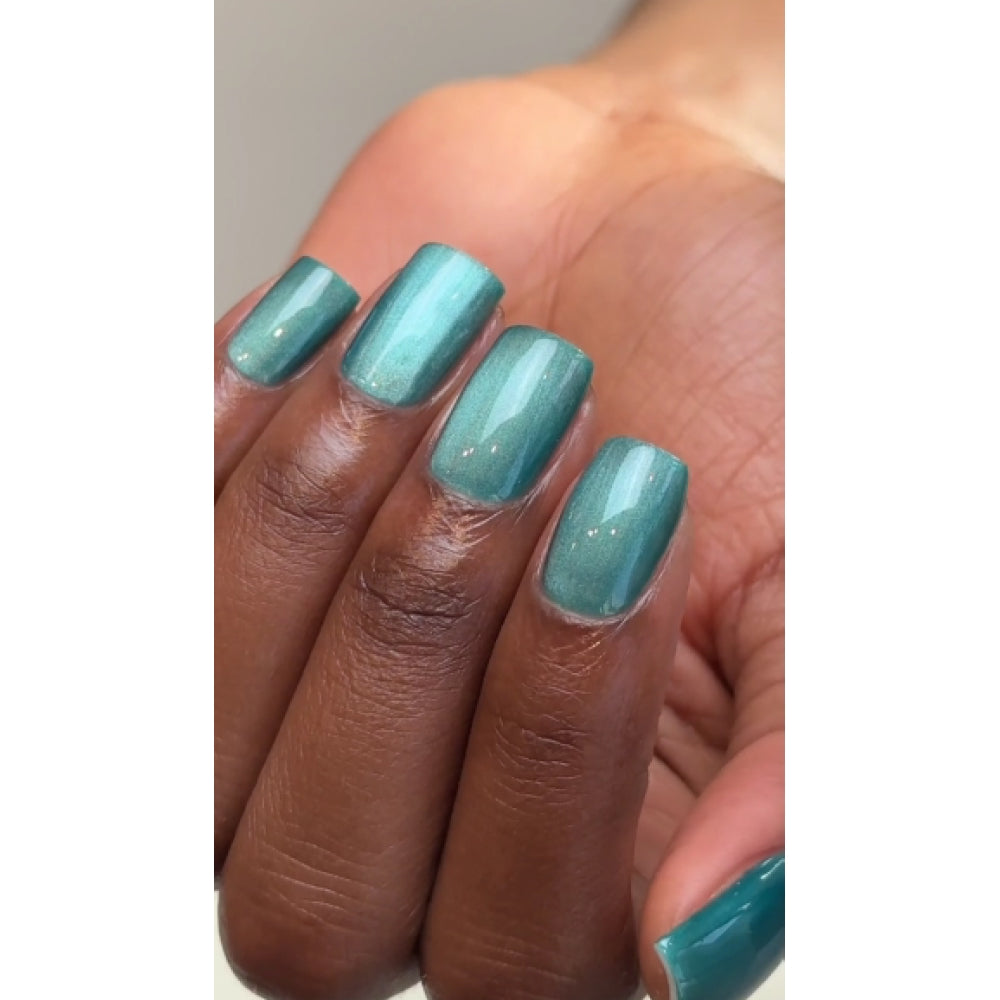 The GelBottle Ibiza Blues – Magnetic Cat Eye Gel Polish, 20ml